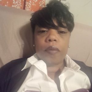 Meet your Posher, Keisha